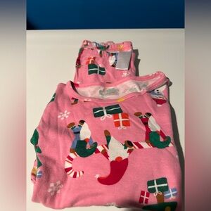 Girls The Children’s Place Festive Pink Kids Pajamas 5T
